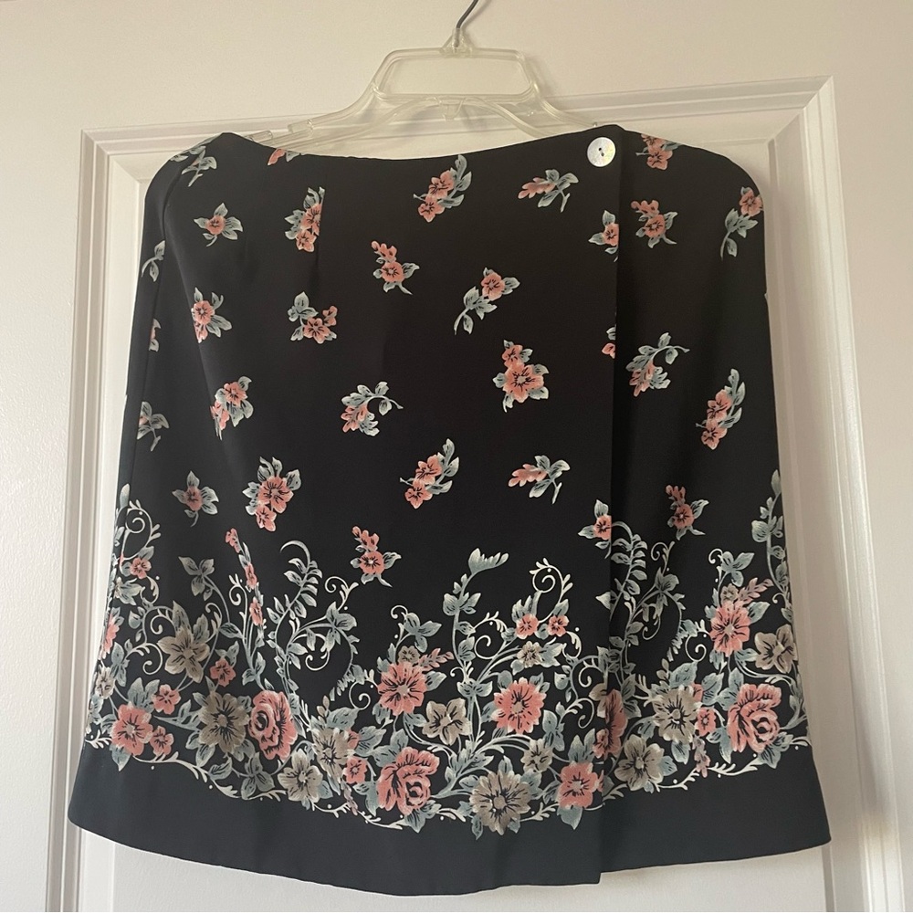 SEGUE, wrap around floral vintage women skirt
